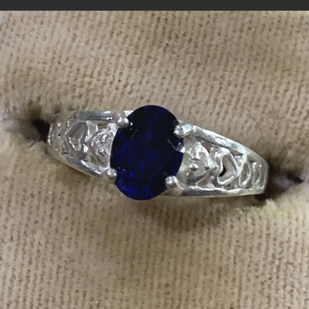 Sterling Silver Blue Sapphire Ring Size 5